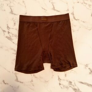 Skims Boyfriend Boxers - ribbed